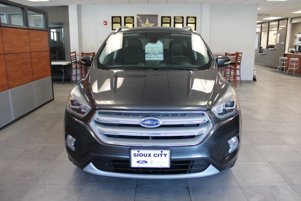 Certified 2019 Ford Escape Titanium w/ U9j03 - Titanium Tow Package AWD/4WD image 7