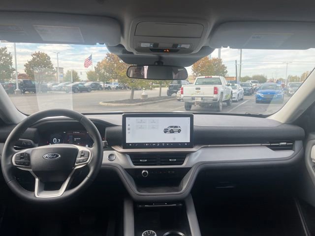 Certified 2025 Ford Explorer Active image 21