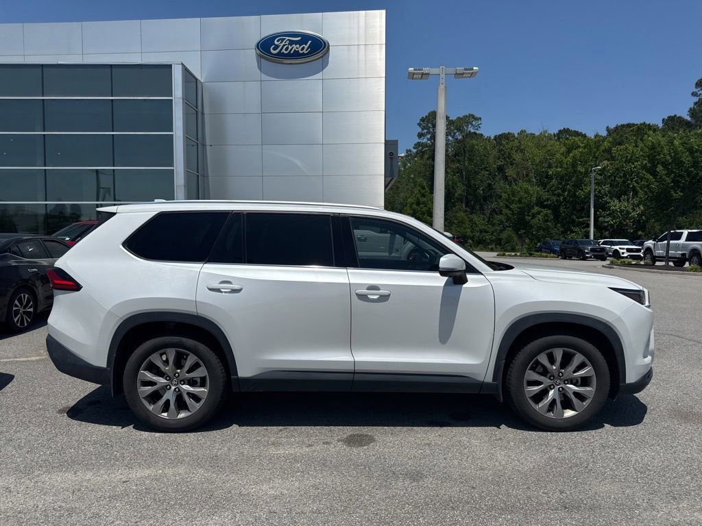 Used 2024 Toyota Grand Highlander AWD image 7