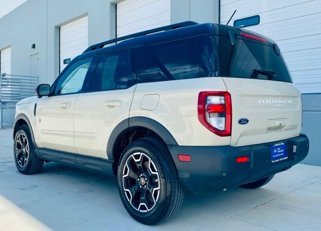Certified 2025 Ford Bronco Sport Outer Banks w/ Outer Banks Tech Package+ AWD/4WD image 7