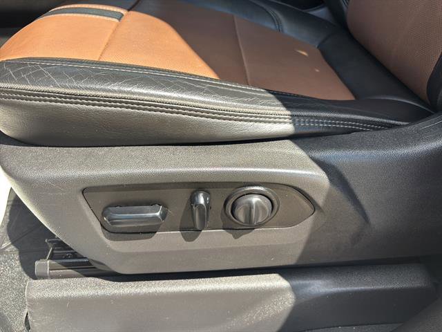 Used 2019 Chevrolet Silverado 1500 High Country w/ High Country Premium Package image 12