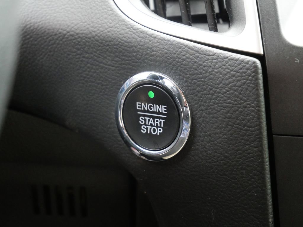 Certified 2018 Ford Edge SEL w/ Equipment Group 201A FWD image 18