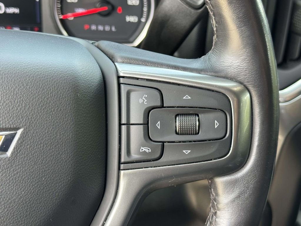Used 2022 Chevrolet Silverado 1500 LT image 17
