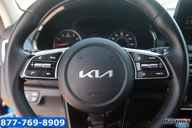 Used 2023 Kia Seltos S w/ Navigation Package FWD image 15