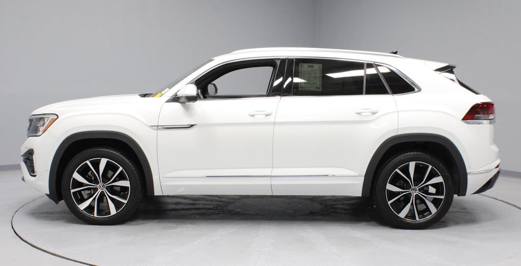 Used 2024 Volkswagen Atlas Cross Sport SEL Premium R-Line AWD/4WD image 9