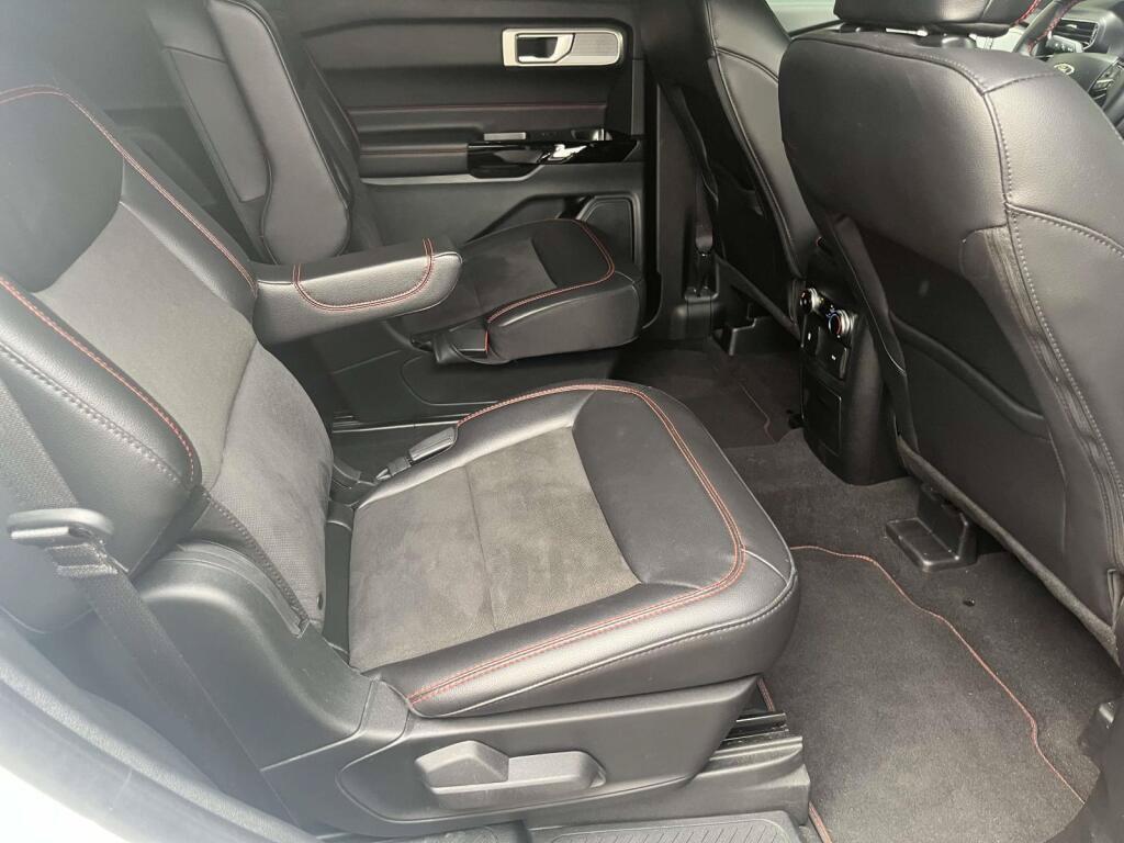 Certified 2023 Ford Explorer ST-Line w/ Class IV Trailer Tow Package AWD/4WD image 22