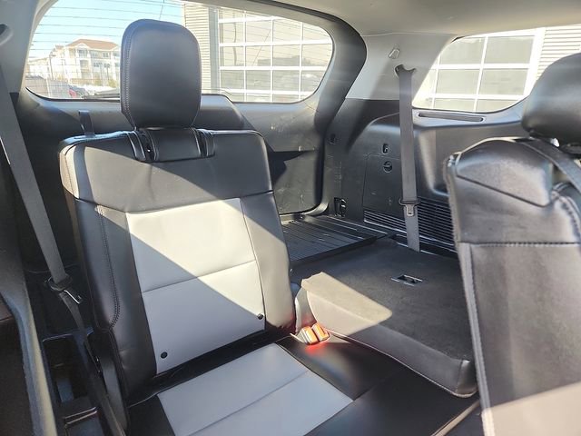 Certified 2023 Ford Explorer XLT w/ Equipment Group 202A image 33