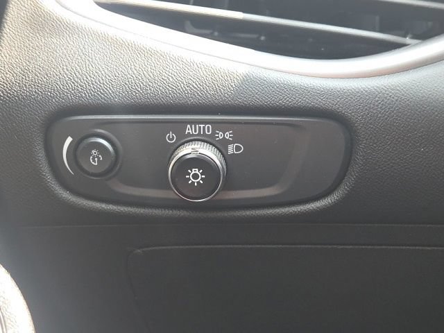 Used 2025 Chevrolet Malibu LT FWD image 24