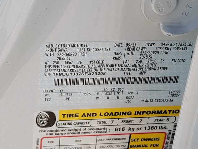 Certified 2025 Ford Expedition Active image 16