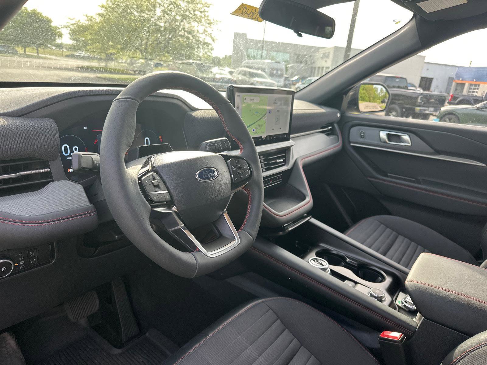 Certified 2025 Ford Explorer ST-Line AWD/4WD image 17