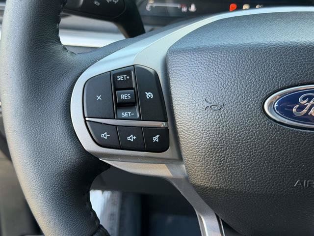 Certified 2023 Ford Explorer XLT AWD/4WD image 10