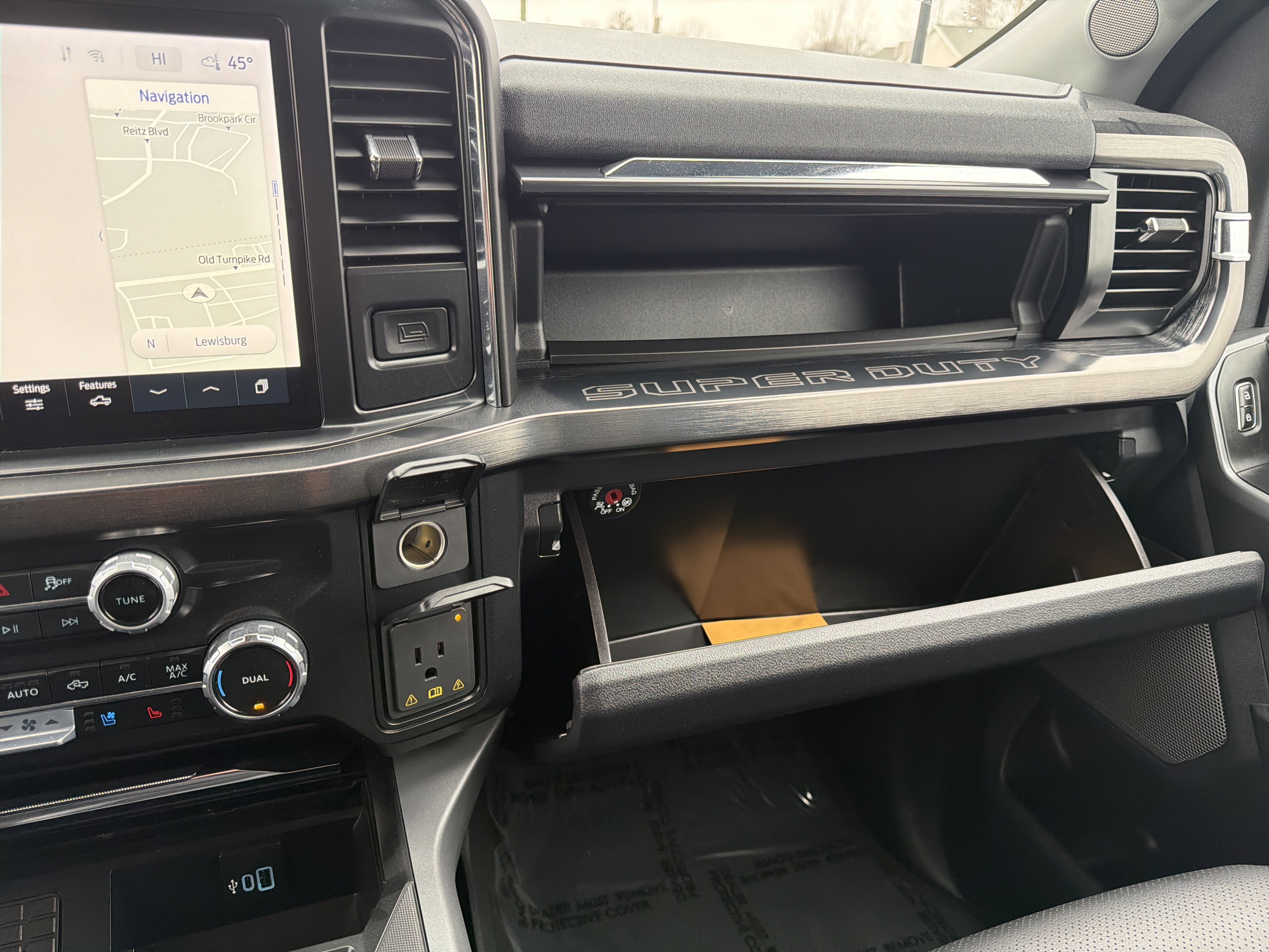 Certified 2026 Ford F250 Lariat AWD/4WD image 30