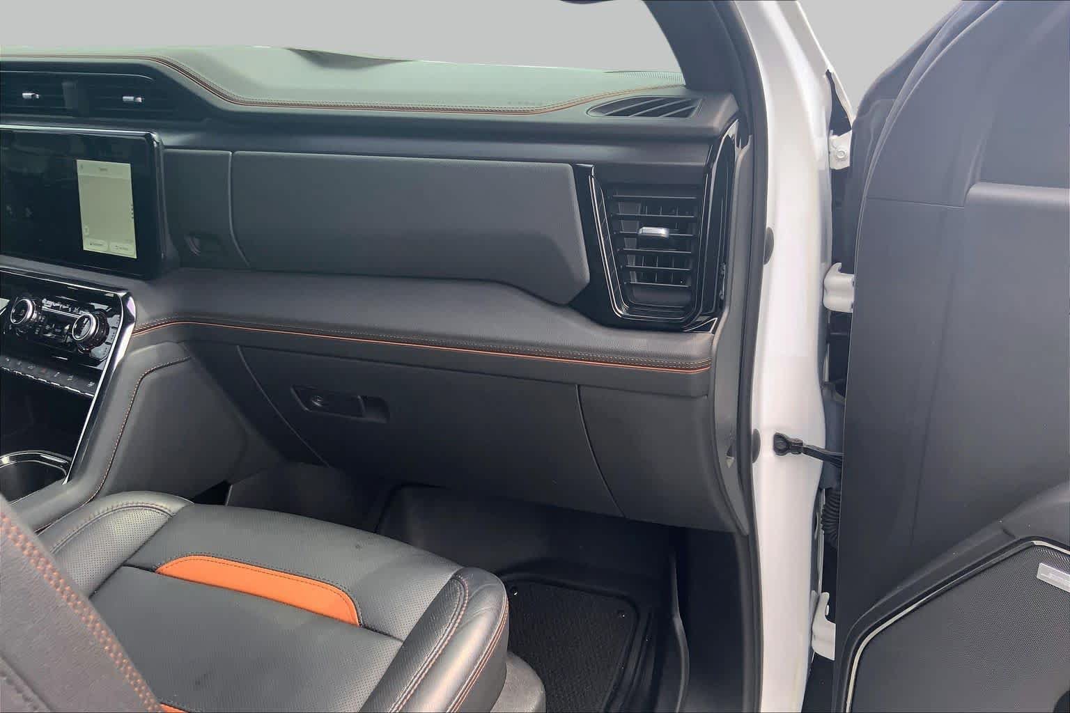 Used 2023 GMC Sierra 1500 AT4 AWD/4WD image 19