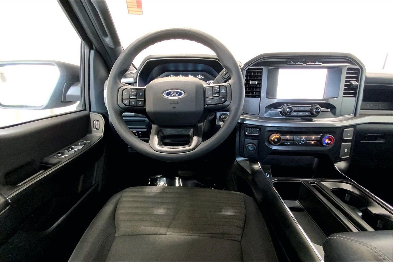 Certified 2023 Ford F150 XL w/ STX Appearance Package RWD image 4