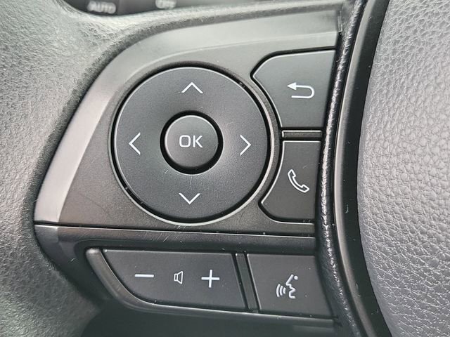 Used 2019 Toyota RAV4 XLE w/ Carpet Mat Package FWD image 8