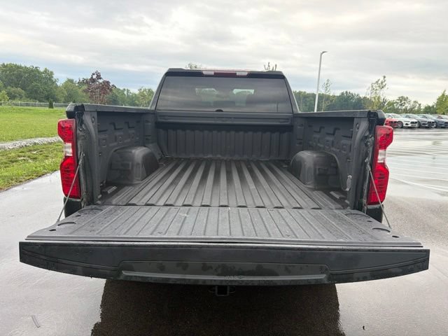Used 2023 Chevrolet Silverado 1500 Custom AWD/4WD image 12