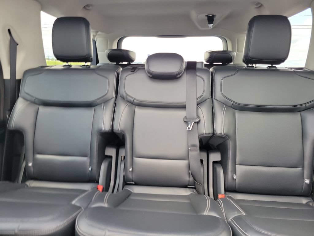 Certified 2025 Ford Expedition Max Platinum AWD/4WD image 17