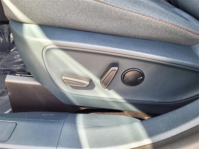 Certified 2024 Ford Maverick XLT w/ XLT Luxury Package image 11