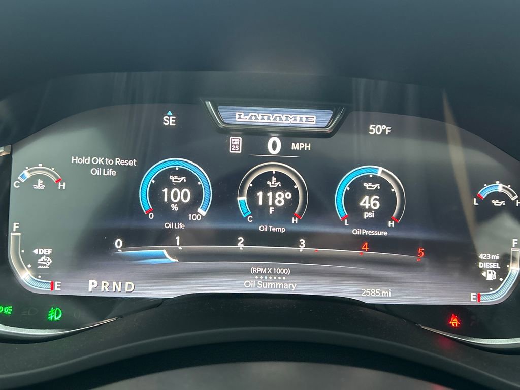 Used 2025 RAM 3500 Laramie AWD/4WD image 23