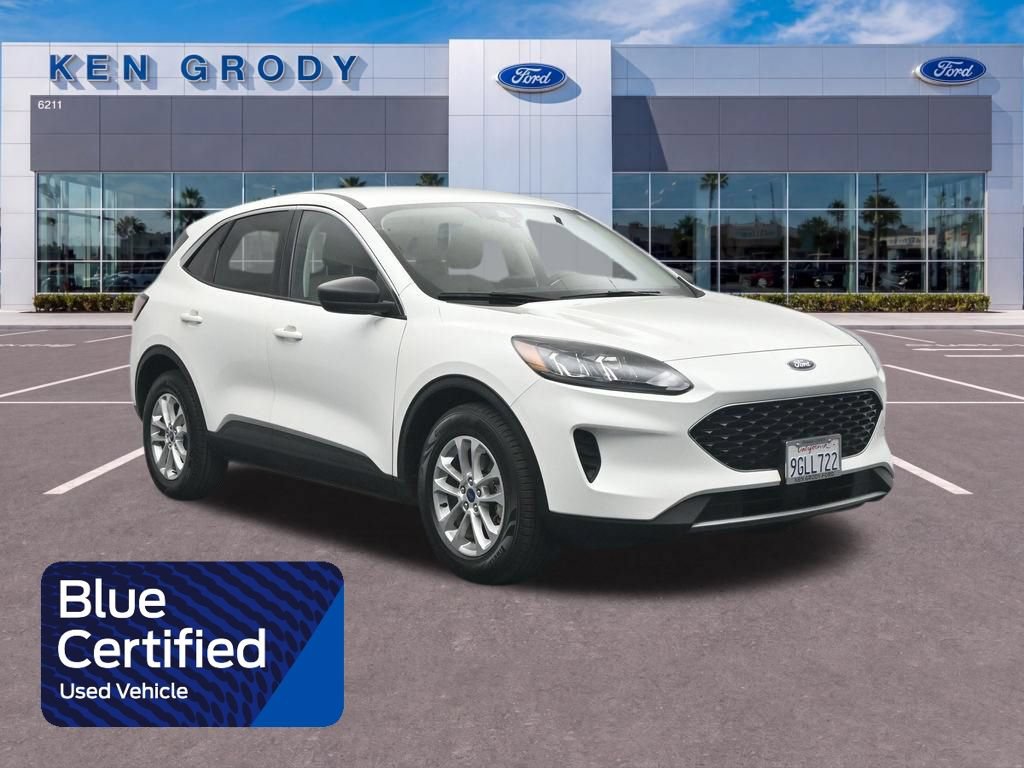 Certified 2022 Ford Escape SE