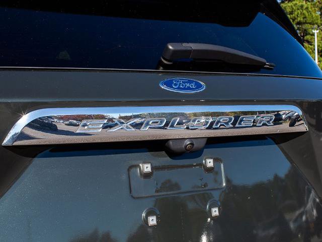 Certified 2023 Ford Explorer XLT w/ Equipment Group 202A image 10