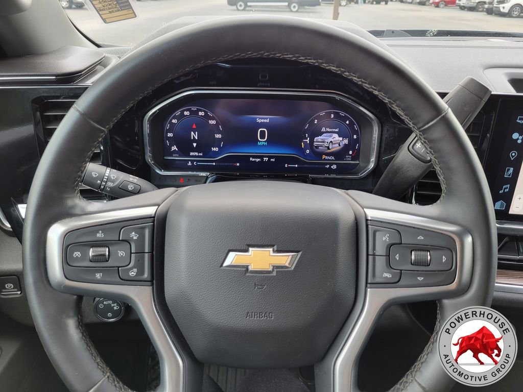 Used 2024 Chevrolet Silverado 1500 LT AWD/4WD image 33
