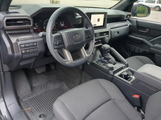 Used 2025 Toyota 4Runner SR5 AWD/4WD image 16