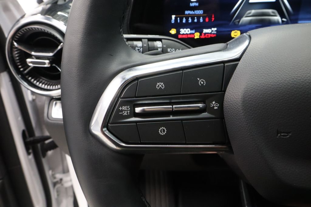 Used 2026 Chevrolet Equinox LT image 28