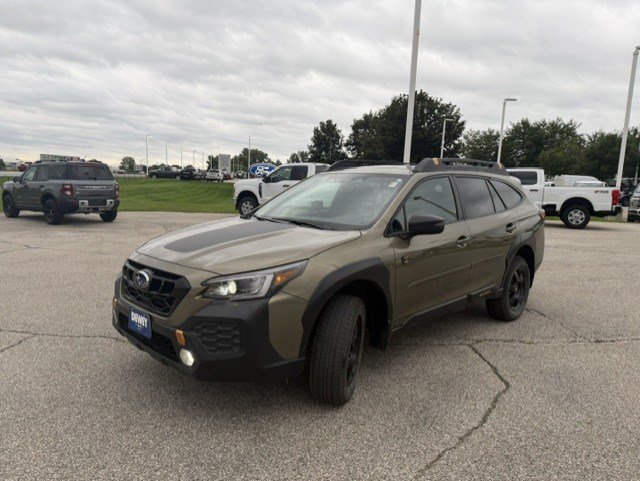 Used 2024 Subaru Outback Wilderness AWD/4WD image 3