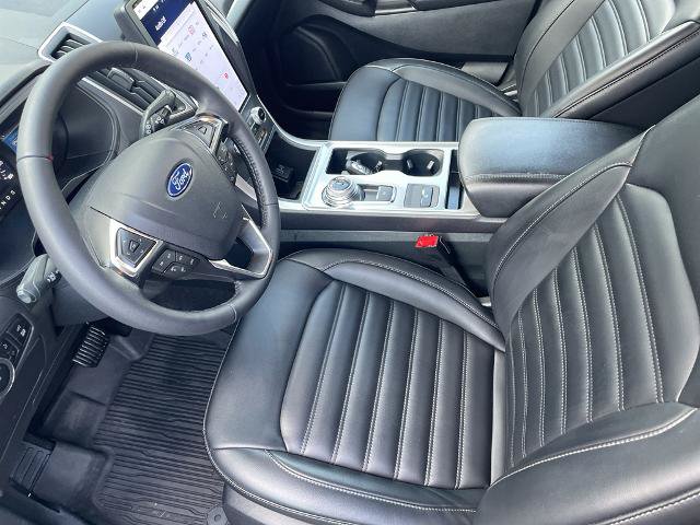 Certified 2024 Ford Edge SEL w/ Convenience Package AWD/4WD image 10