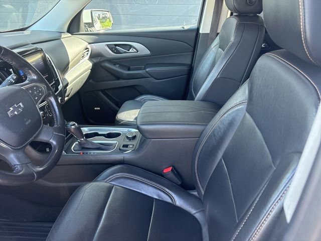 Used 2020 Chevrolet Traverse RS image 35