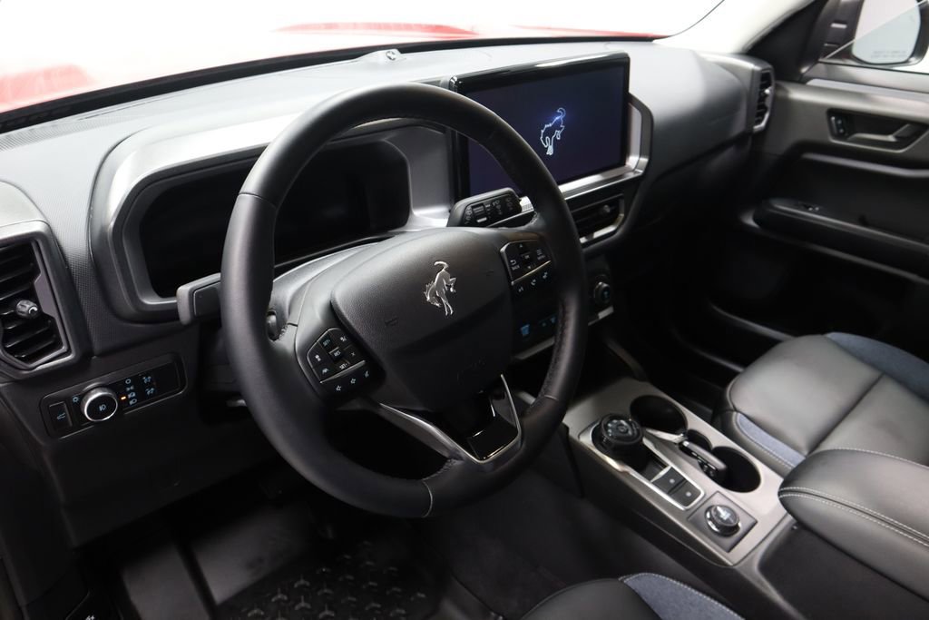 Certified 2025 Ford Bronco Sport Outer Banks w/ Outer Banks Tech Package+ AWD/4WD image 26