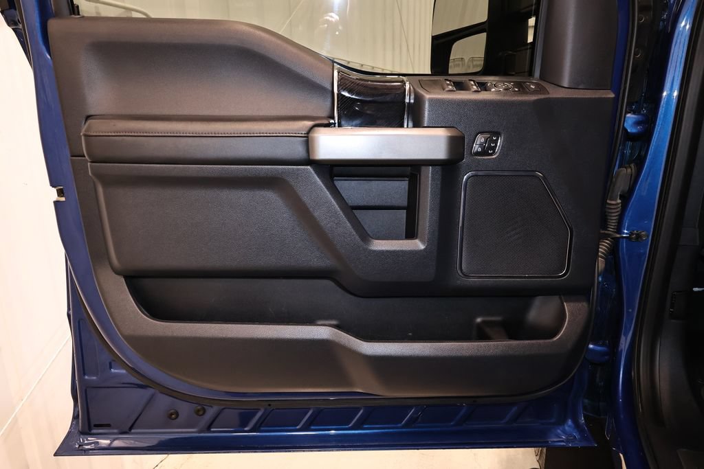 Certified 2022 Ford F350 Platinum AWD/4WD image 8