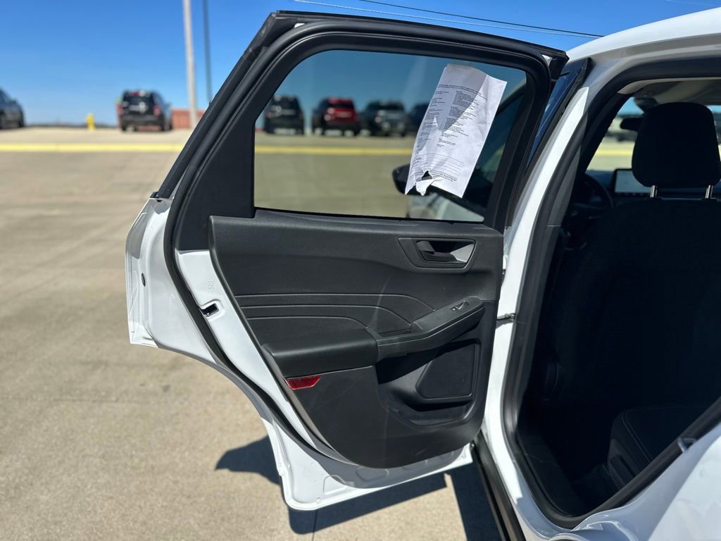 Certified 2025 Ford Escape Active AWD/4WD image 29