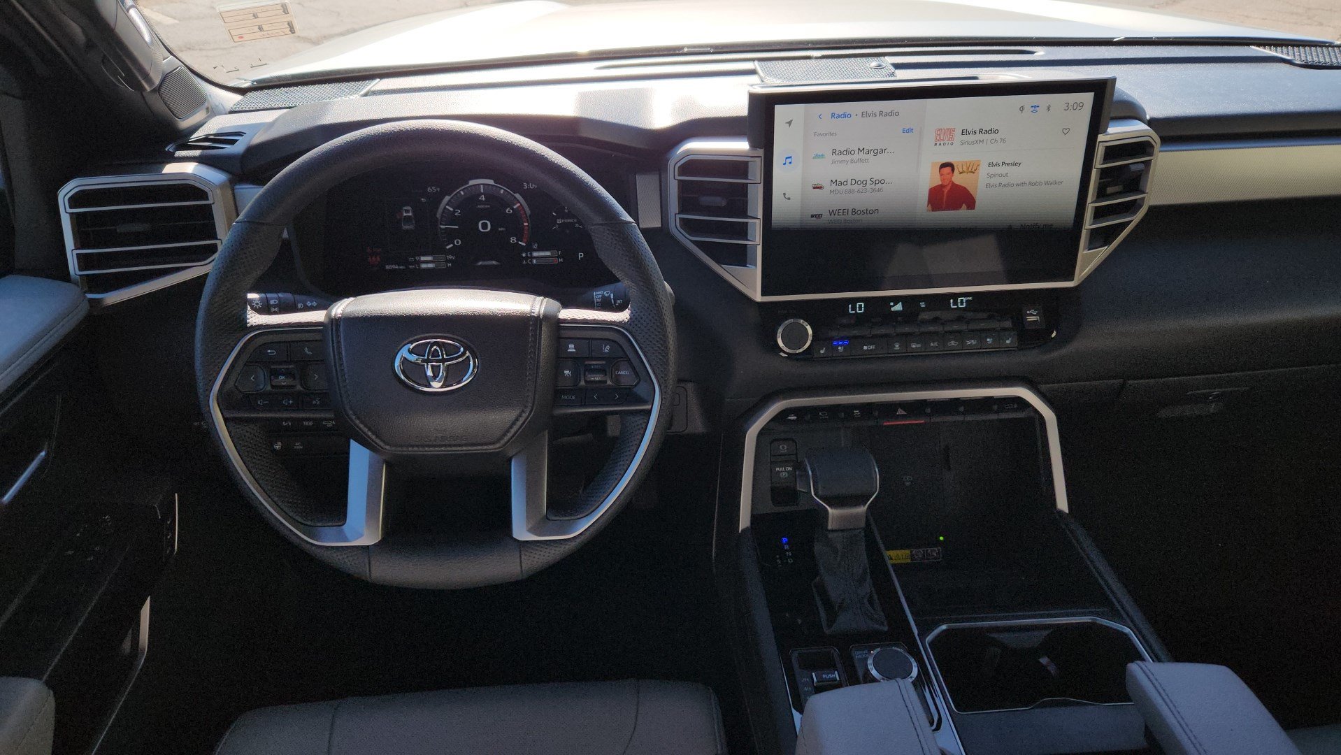 Used 2026 Toyota Tundra Limited AWD/4WD image 20
