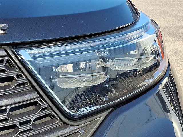 Certified 2023 Ford Explorer XLT w/ Equipment Group 202A AWD/4WD image 9