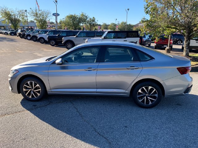 Used 2025 Volkswagen Jetta S FWD image 9