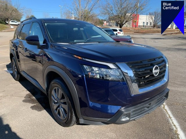 Used 2025 Nissan Pathfinder SV