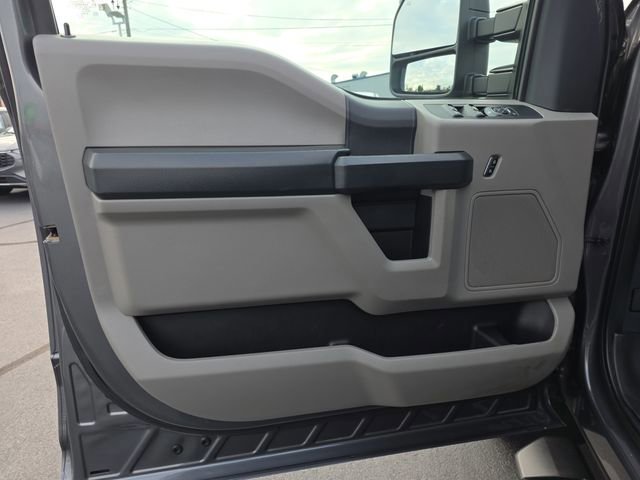Certified 2022 Ford F350 XL w/ Power Equipment Group image 21