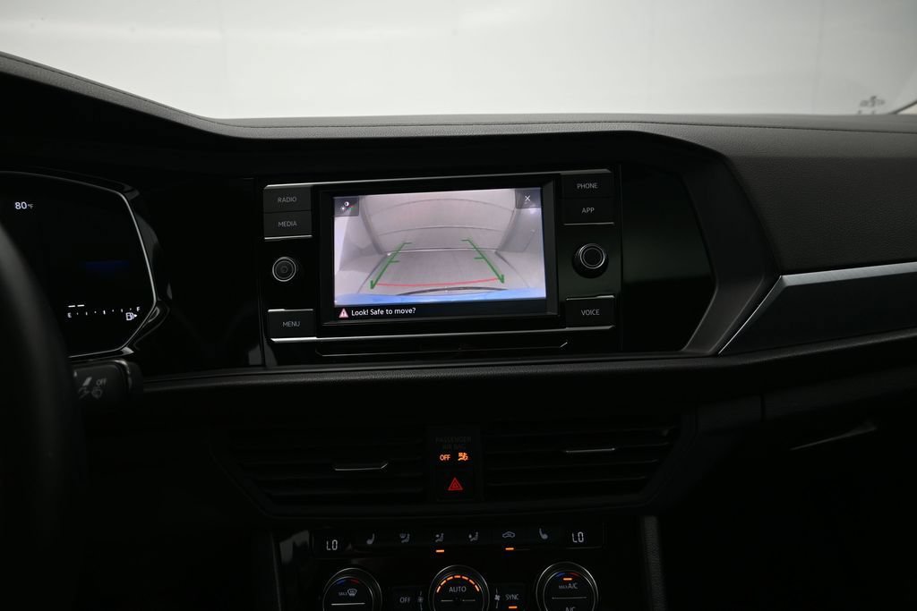 Used 2024 Volkswagen Jetta SE FWD image 21