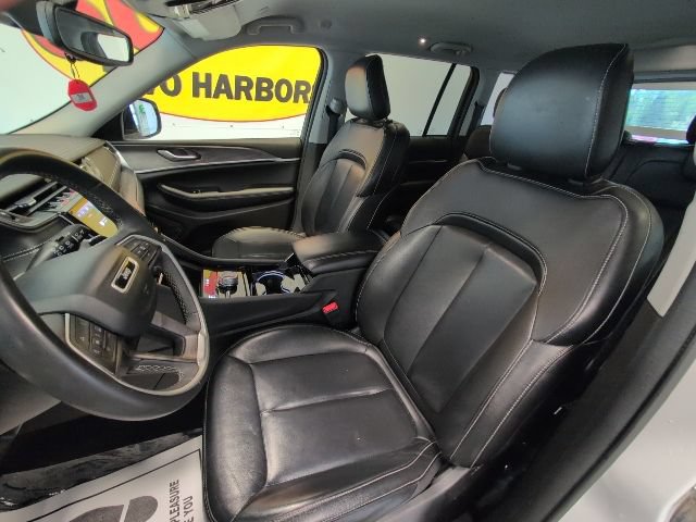 Used 2023 Jeep Grand Cherokee Limited AWD/4WD image 12