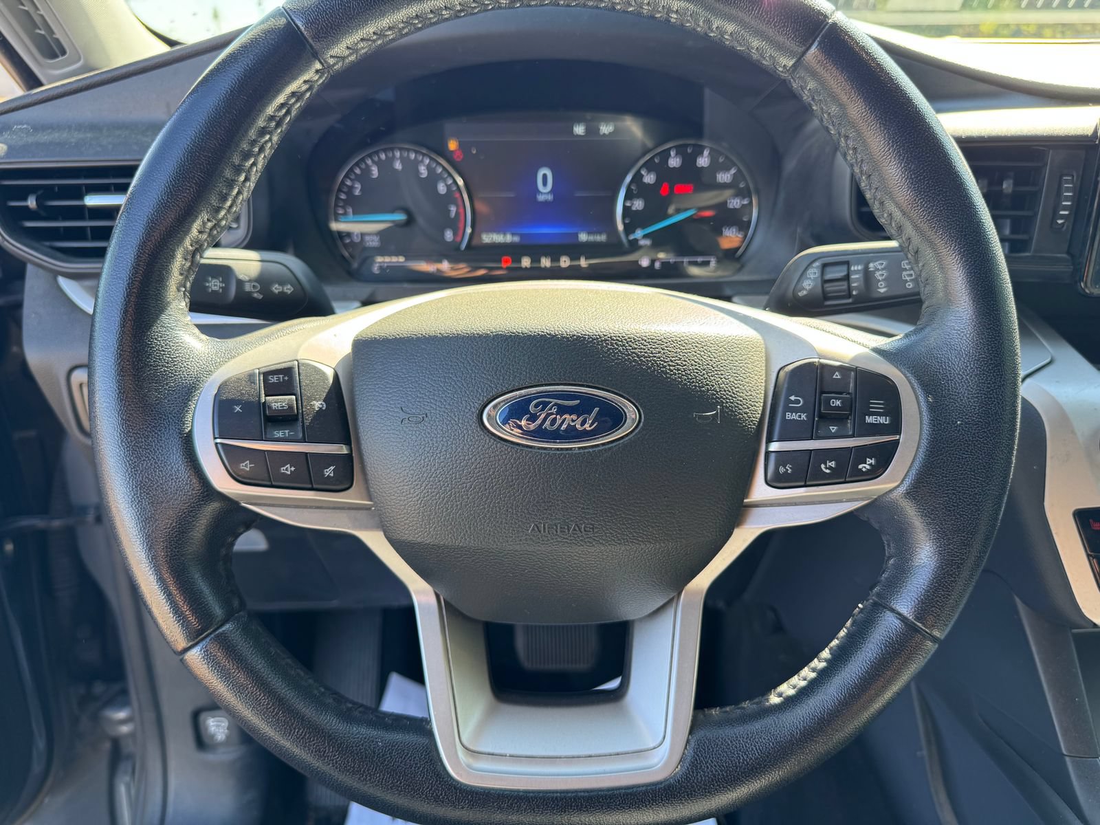 Certified 2022 Ford Explorer XLT RWD image 28