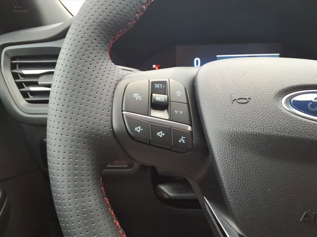 Certified 2024 Ford Escape ST-Line w/ Tech Pack #1 image 16