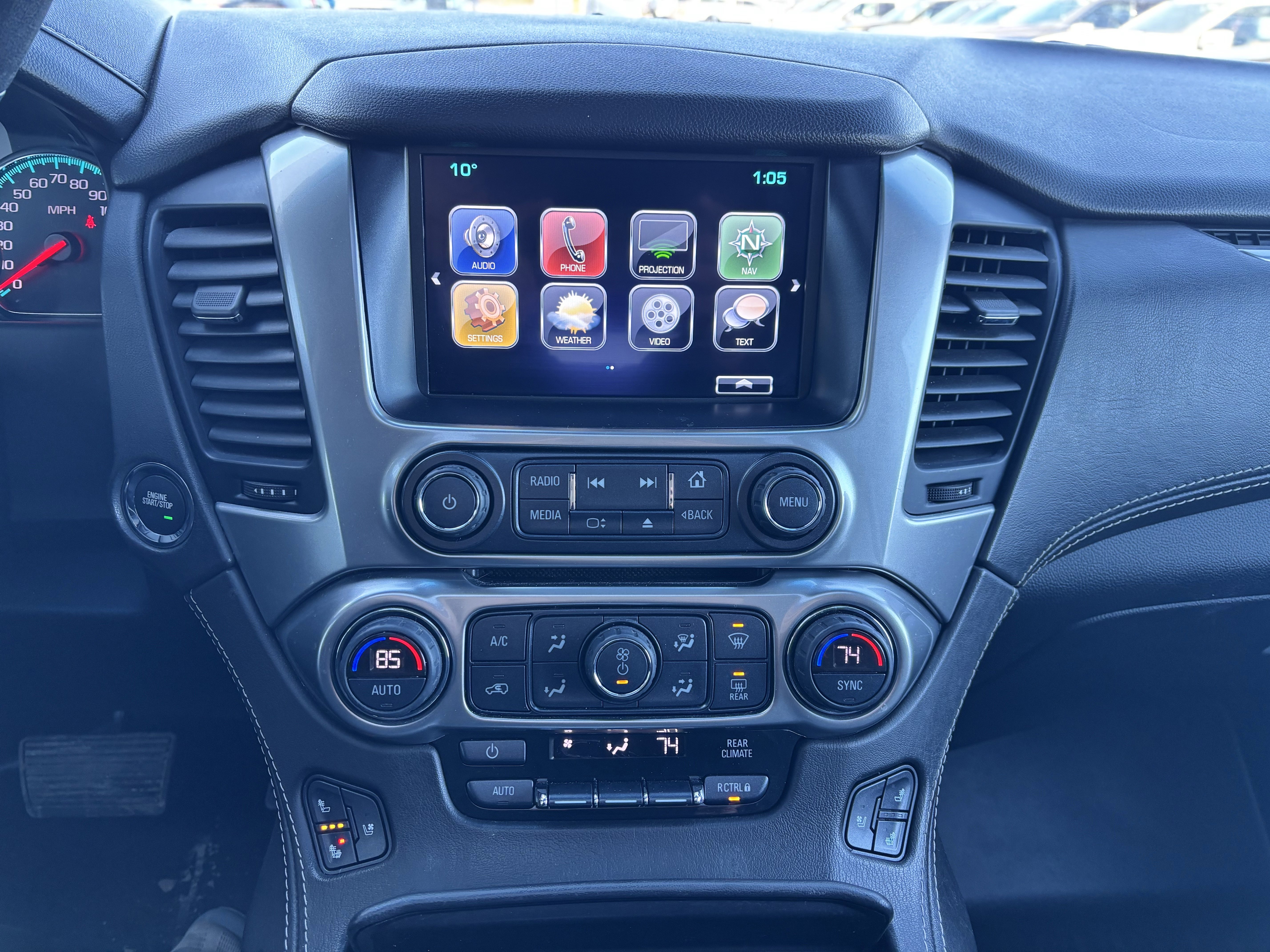 Used 2019 Chevrolet Suburban Premier image 22