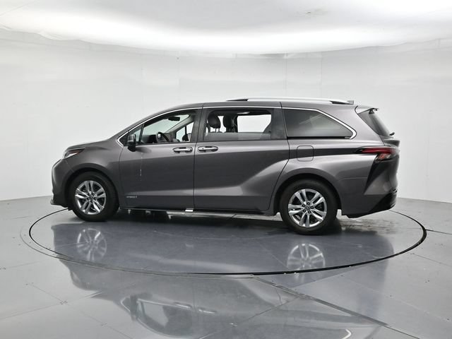 Used 2021 Toyota Sienna Limited FWD image 7