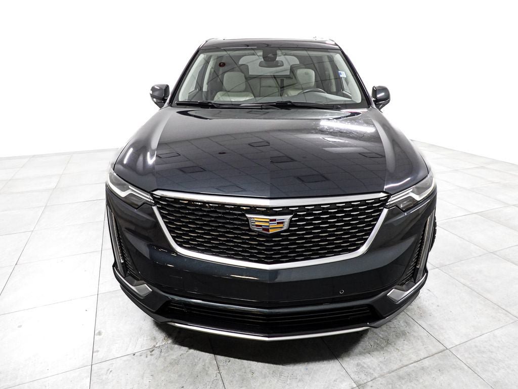 Used 2021 Cadillac XT6 Premium Luxury FWD image 3