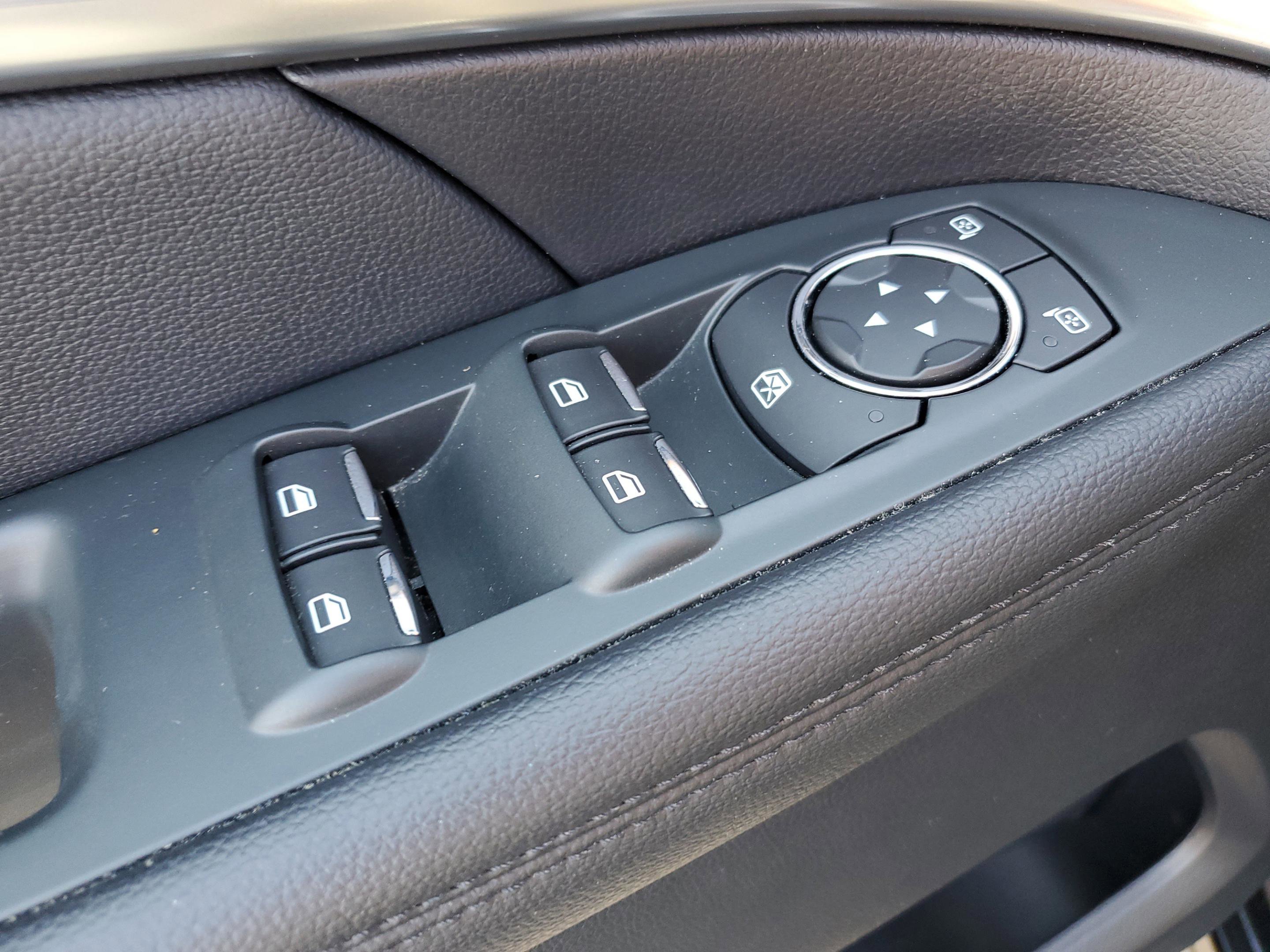 Certified 2019 Ford Explorer XLT w/ Equipment Group 201A FWD image 20