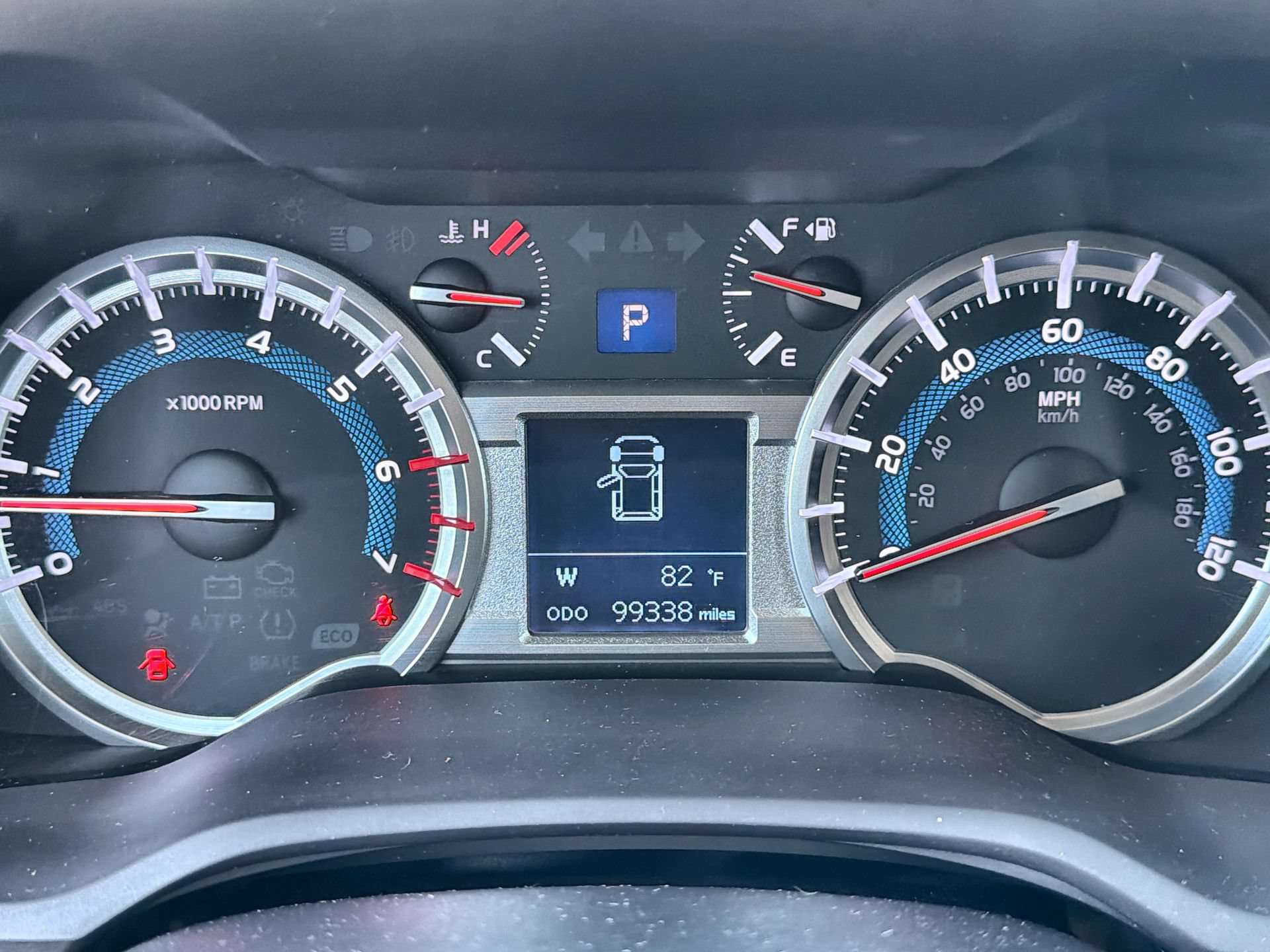 Used 2018 Toyota 4Runner SR5 RWD image 15