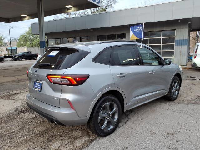 Certified 2023 Ford Escape ST-Line AWD/4WD image 5