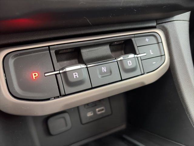 Used 2023 GMC Acadia Denali w/ Denali Technology Package image 18